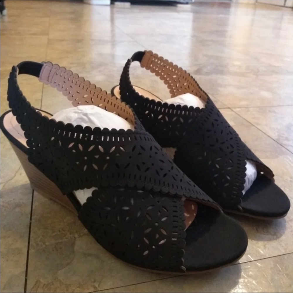 EUC Xoxo Black Wedge Sandals 6